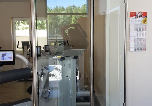 Glas: Trennwände & Türen